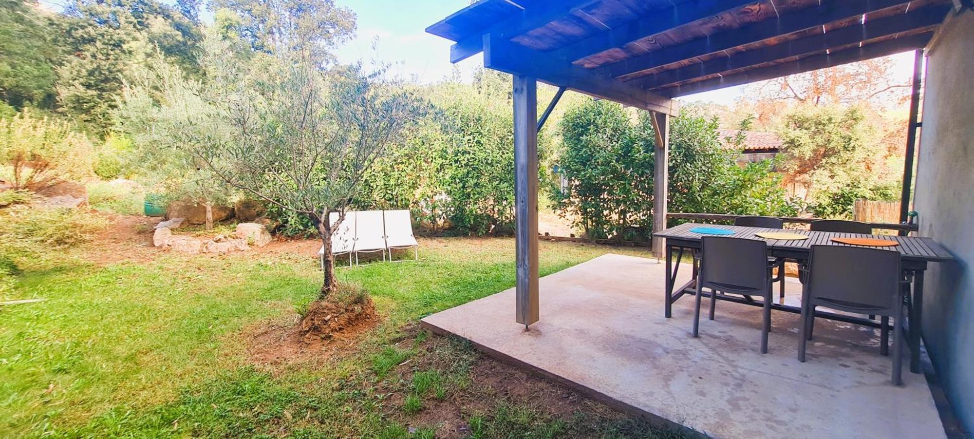 Appt RDC 90 m2 NEUF climatisé rivière et plage Sainte-Lucie de Porto-Vecchio Esterno foto